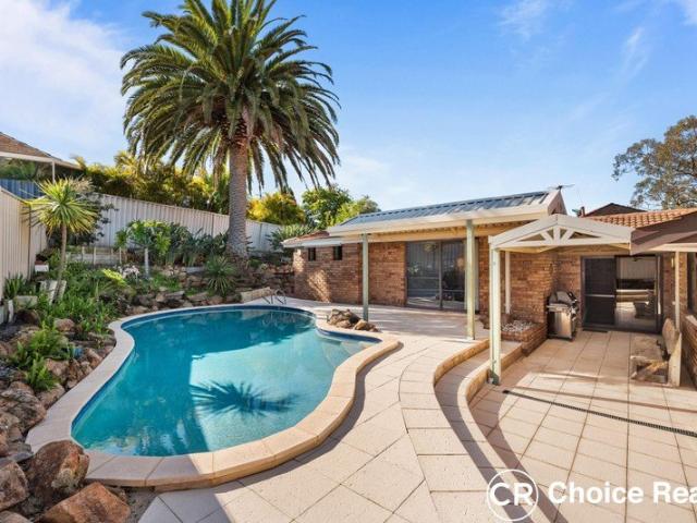 Beautiful Family Home on a Large 767sqm Corner Block!