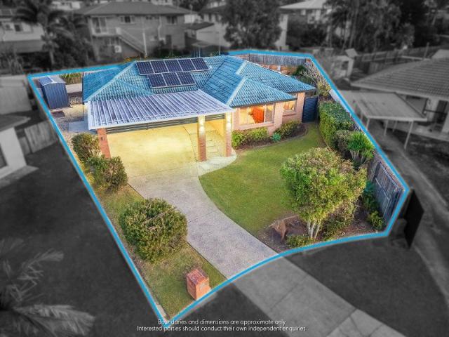 Beautiful Family Home on Quiet Family Friendly Cul de Sac