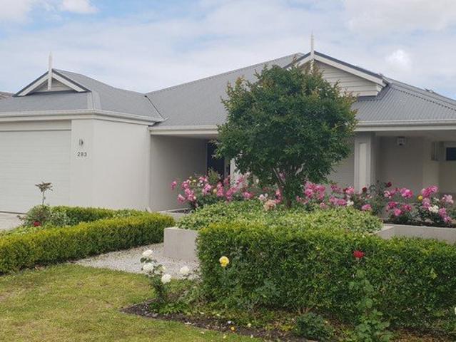 Beautiful Family Home Located In Canning Vale
