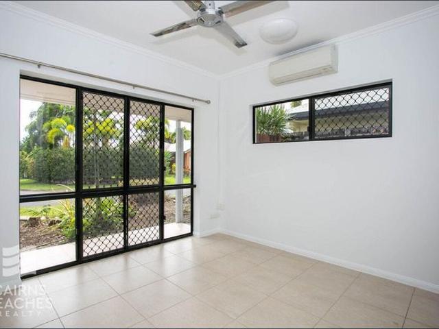 Beautiful Family Home Near The Beach