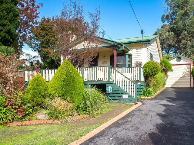 Beautiful Family Home Set in a Prestigious Location of Upwey, Features Lovely Period Features Throughout