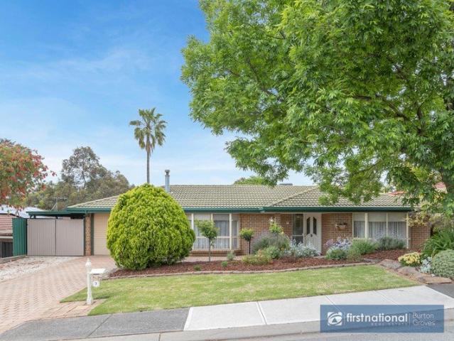 BEAUTIFUL FAMILY HOME WITH ALL THE BELLS AND WHISTLES!