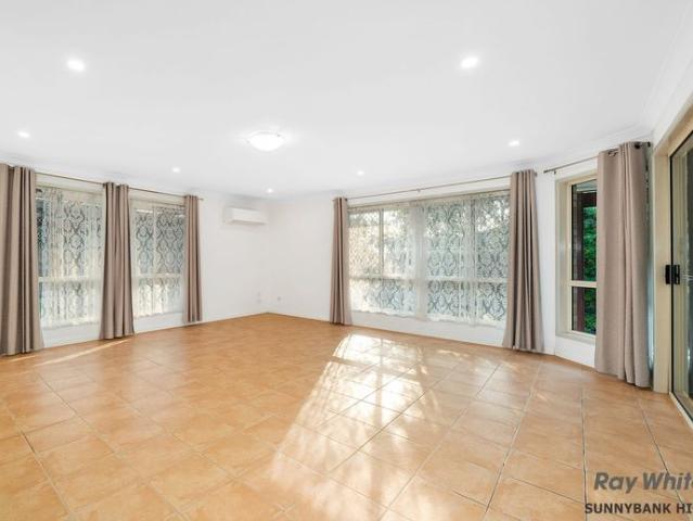 Beautiful family home with great location!