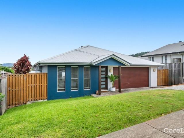 Beautiful Family Home With Hinterland Views