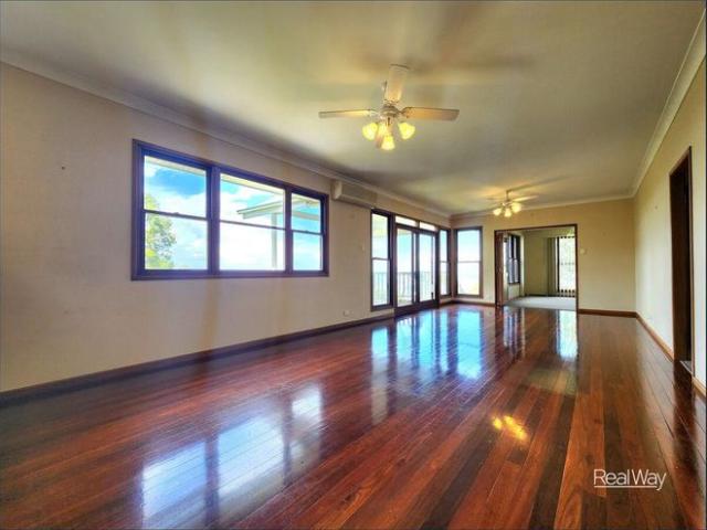 Beautiful Family Home With Picturesque Views!