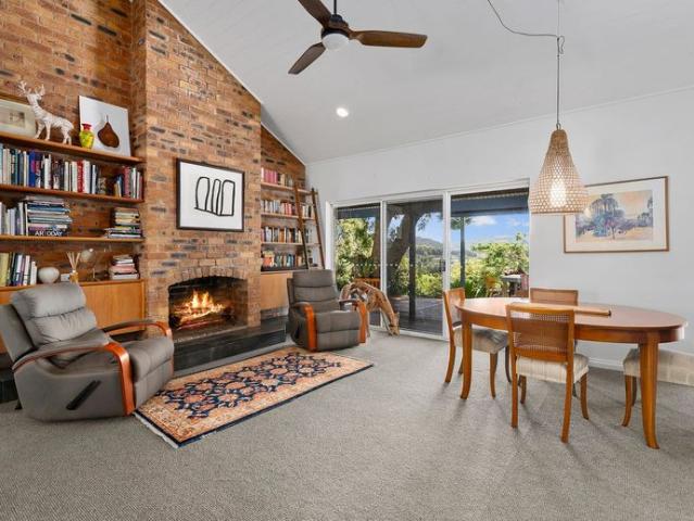 Beautiful Family Home with Pool & Hinterland Views