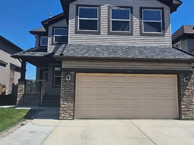 Beautiful Family House For Rent in Chestermere — 4 Bedrooms+ Den House