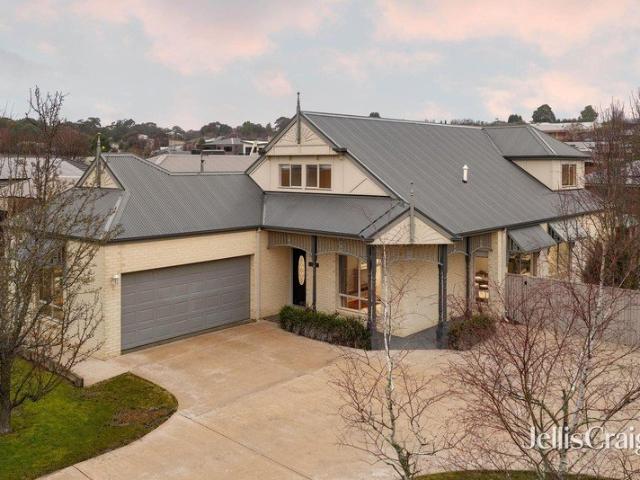 Beautiful family living in Ballarat North