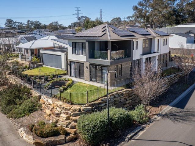 Beautiful Family Living in Newenham Estate in a Prime Corner Location