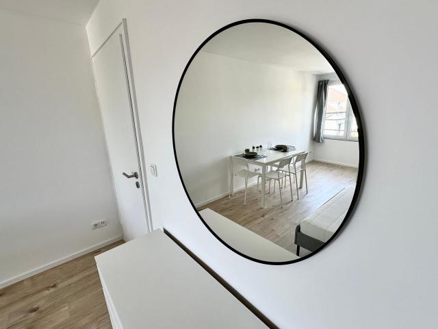 Beautiful & fantastic furnished Studio in the City Center, Aachen Amsterdam Apartments for Rent