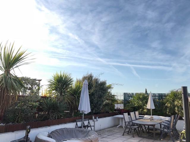 Beautiful flat with rooftop