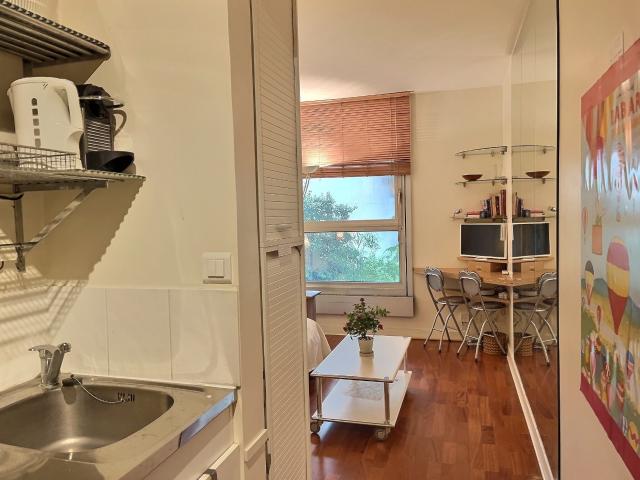 Beautiful flat, ideally located