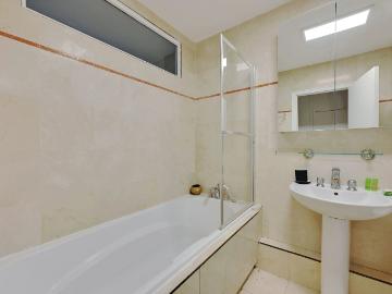 Beautiful flat in the 17th arrondissement of Paris, avenue de Wagram, near the Arc de Triomphe, Paris Amsterdam Apartments for Rent