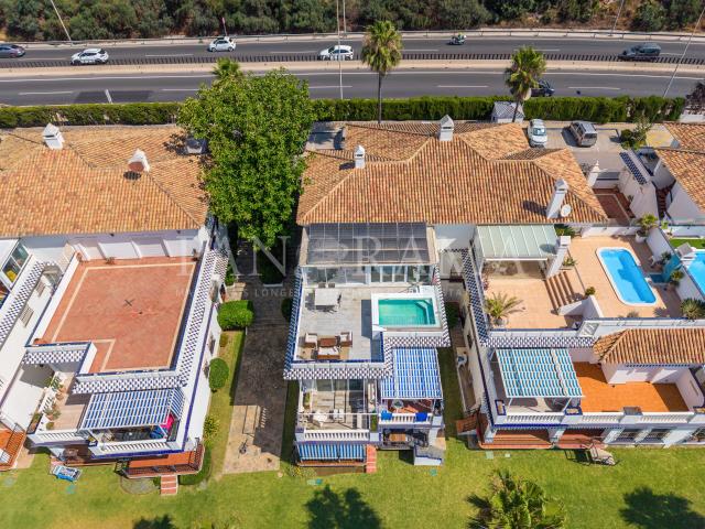 Beautiful front line beach apartment with private dip pool in Mijas Costa