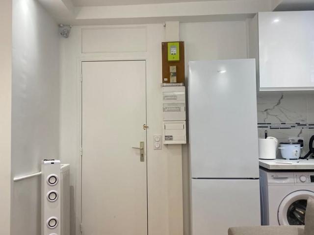 Beautiful, fully equipped, clean, and very quiet apartment Paris Amsterdam Apartments for Rent