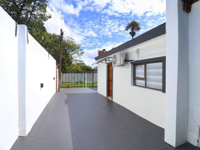Beautiful Fully Furnished Bachelor Garden Flat | Secure Gated Community, Strathavon