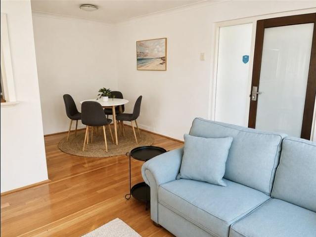 Beautiful Fully Furnished unit including all bills and WiFi Walk to Fremantle