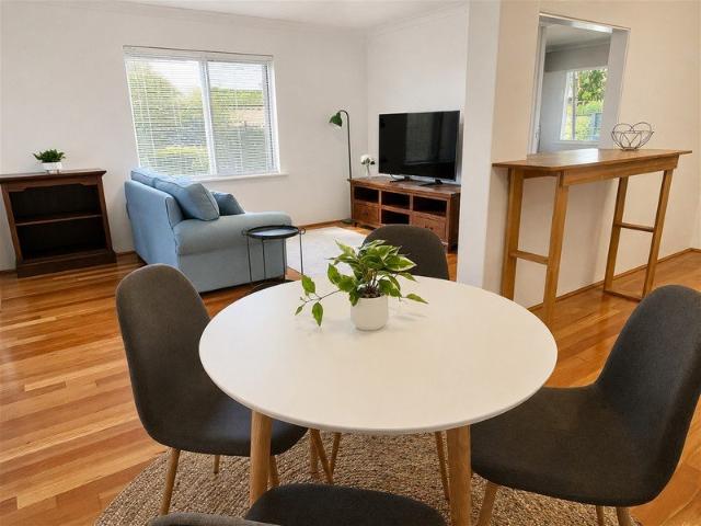 Beautiful Fully Furnished unit including all bills and WiFi Walk to Fremantle