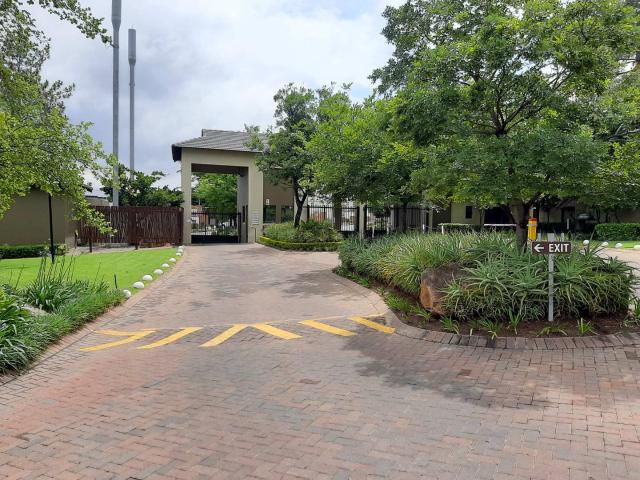 Beautiful Fully Furnished 2 Bedroom, 2 Bathroom Apartment in Cedar Hills Estate