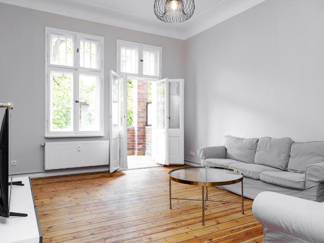 BEAUTIFUL FULLY FURNISHED 2 BEDROOM APARTMENT IN LICHTERFELD