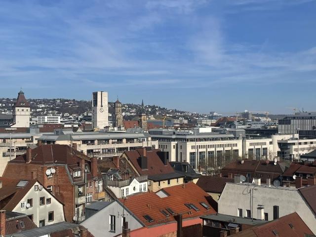Beautiful fully furnished 3 room maisonette with roof terrace in Stuttgart Mitte for sublet, Stuttgart Amsterdam Apartments for Rent
