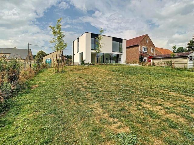 Beautiful fully renovated house in 2019