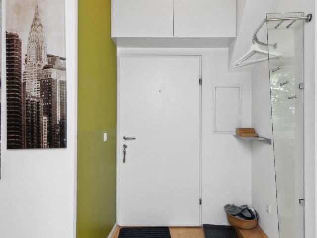 Beautiful furnished apartment with a terrasse for business people, Vienna Amsterdam Apartments for Rent