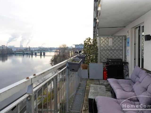 Beautiful furnished apartment in Spandau with a great view over the Havel