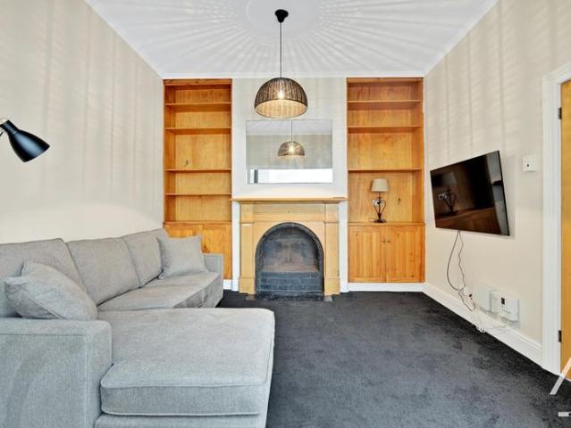 Beautiful Furnished CBD Cottage