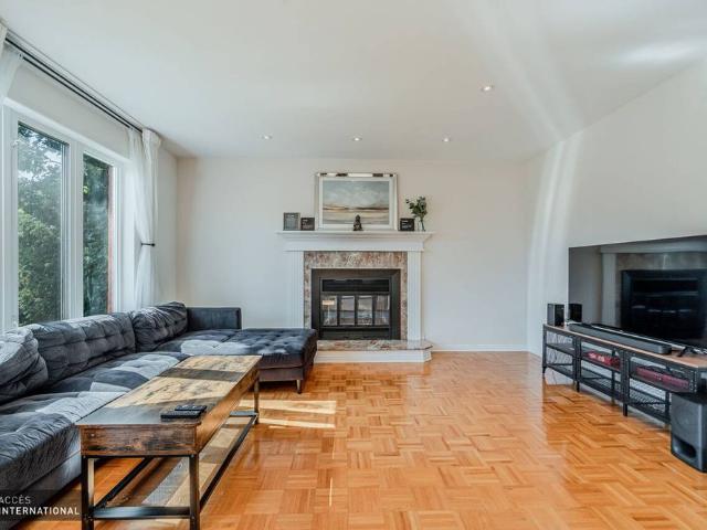 Beautiful furnished home for rent sought after Pierrefonds/Roxboro neighborhood