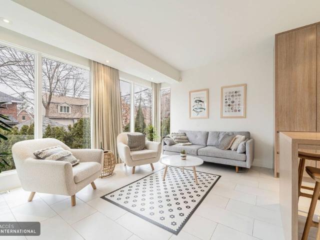 Beautiful furnished house for rent in Ville Mont Royal high ceilings, and skylights