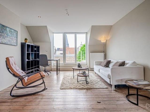 Beautiful furnished penthouse!