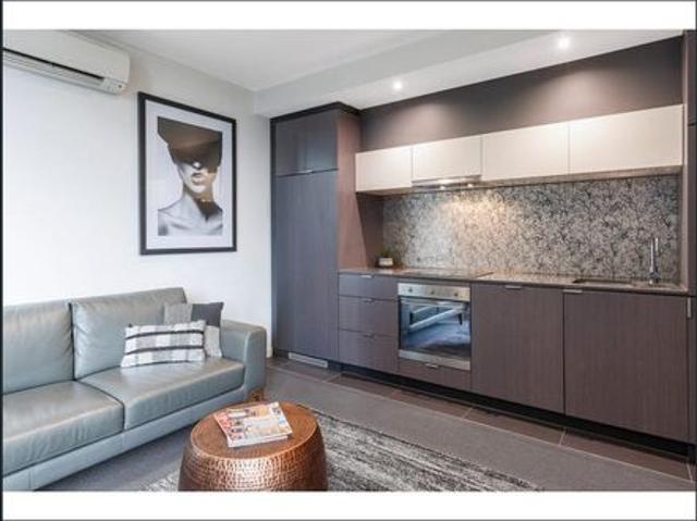 Beautiful Furnished 1 Bedroom Apartment in Southbank