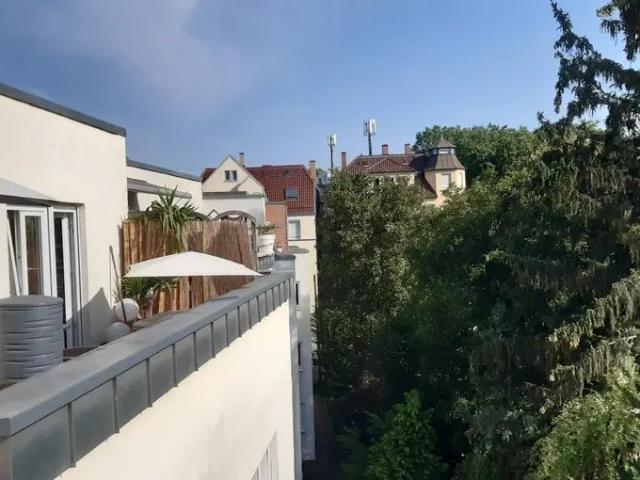 Beautiful furnished 2.5 room penthouse flat with large roof terrace!, Stuttgart Amsterdam Apartments for Rent