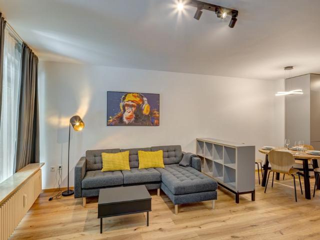 Beautiful, furnished 2 room garden apartment in Munich Solln