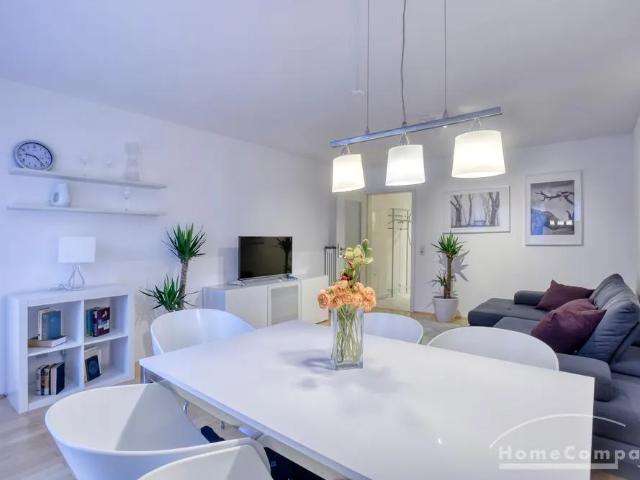 Beautiful furnished 3 room townhouse over 2 levels in the middle of Munich, Westend