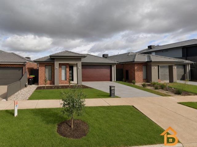 Beautiful house For Family Living!