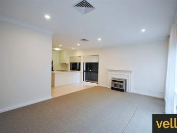 Beautiful House In Outstanding Location Welcome Home!