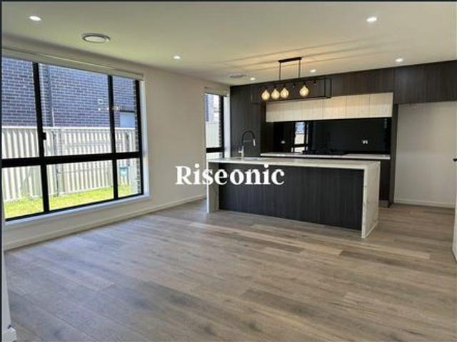 Beautiful House in Sought After Location