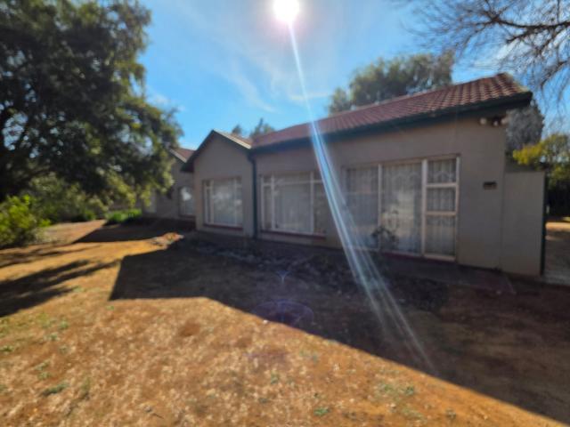 Beautiful House to Rent in Flora Gardens!