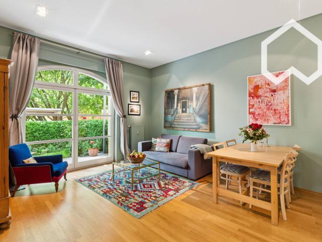Beautiful home with garden close to city center