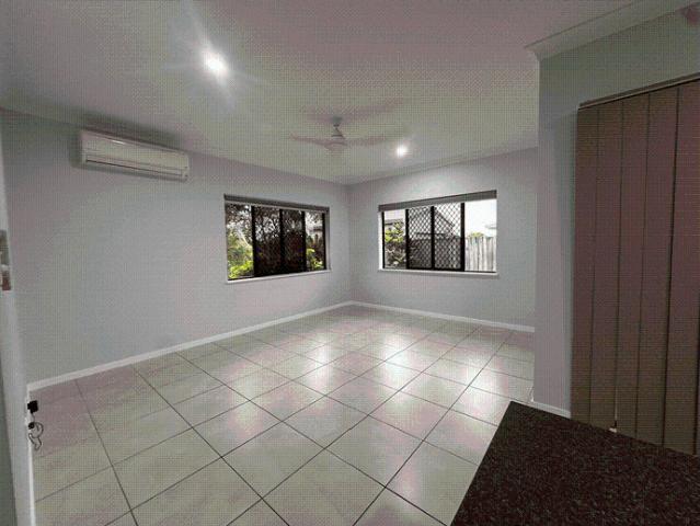 Beautiful home at the End of a Close