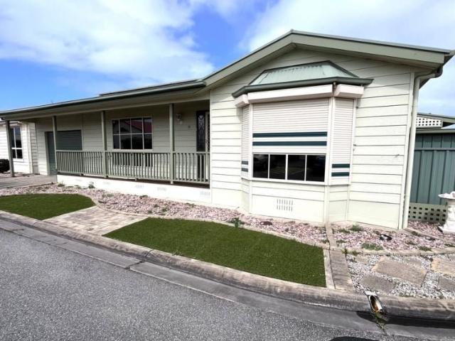 Beautiful Home Fantastic Location