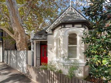 BEAUTIFUL HOME IN VILLAGE SETTING