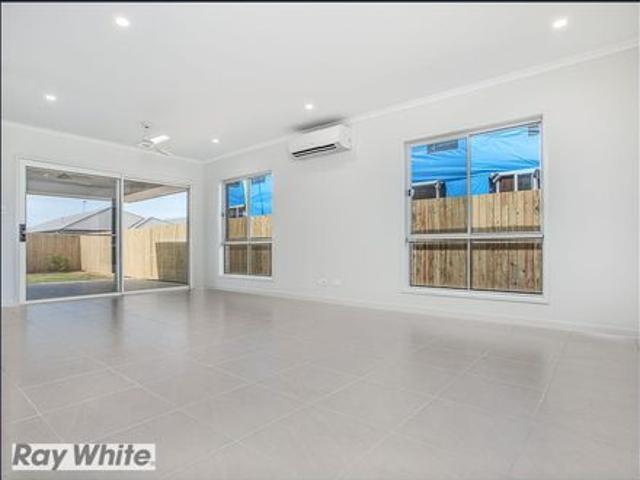 BEAUTIFUL HOME IN CAPESTONE