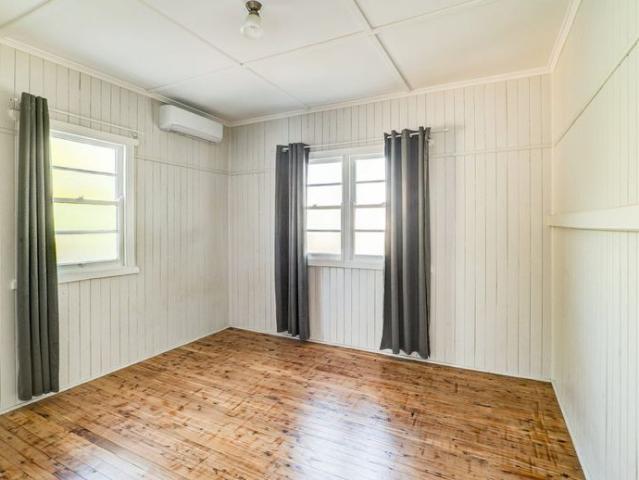 BEAUTIFUL HOME IN CENTRAL GATTON