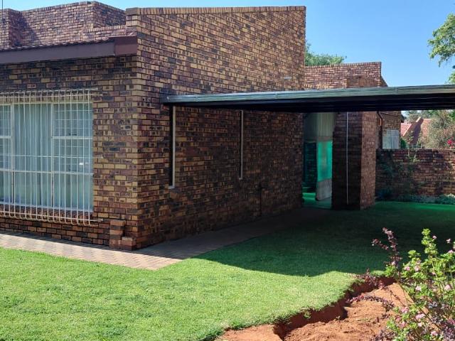 Beautiful home in Dalpark Ex 5, Brakpan