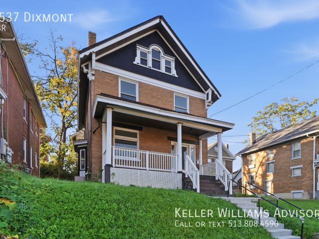 Beautiful home in Evanston, avail now