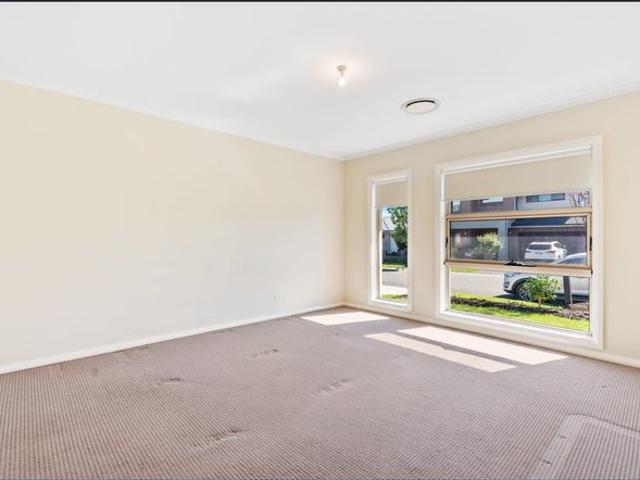 Beautiful home in great location