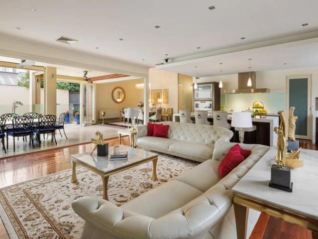Beautiful Home in Malvern